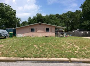 260 Shrewsbury Rd, Mary Esther, FL 32569