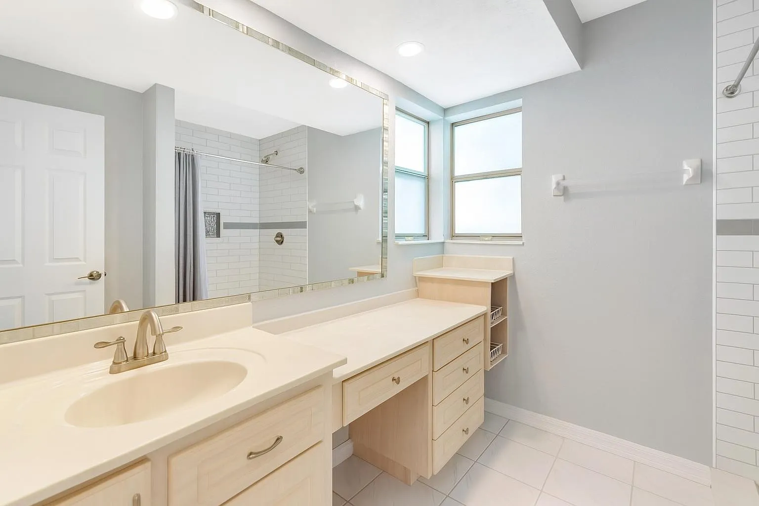 4 bed, 2.0 bath, 1620 sqft, $1,455 — Photo 3