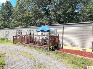 1572 Greenbriar Rd, Breeding, KY 42715