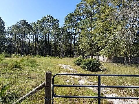 2nd image of 6156 Old State Rd