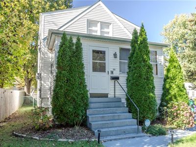 69 Steele Ave, Warwick, RI, 02889
