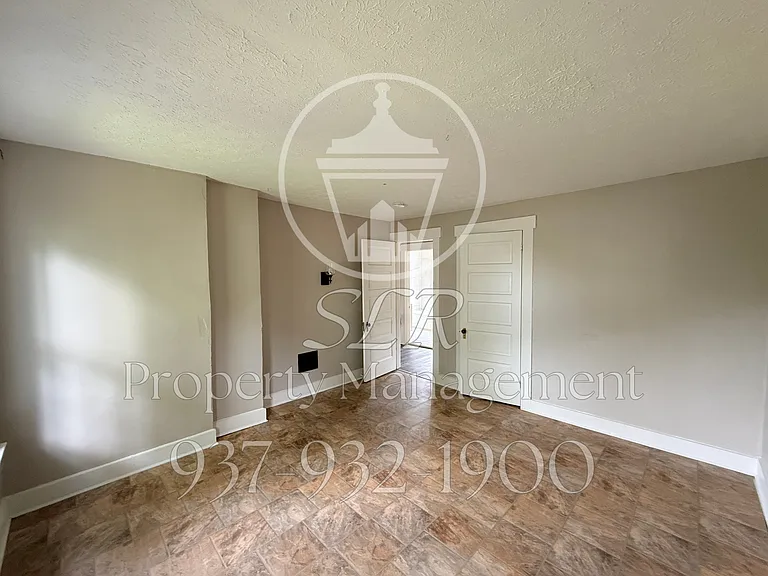 617 Saint Paul Ave — Photo 11