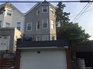 141 E 236th St, Bronx, NY 10470