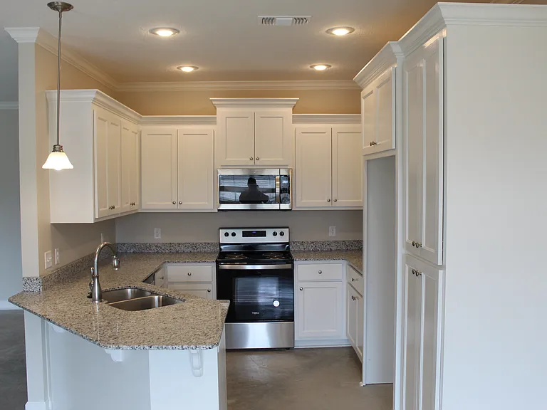 37 C L Fowler Loop — Photo 6