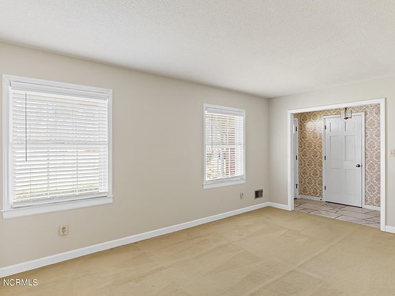 5th image of 3305 Bragg Drive