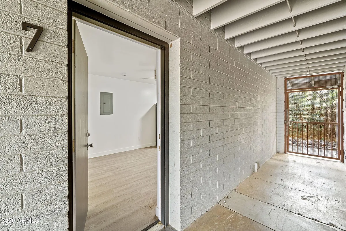 Building Photo - 1707 N 18th St #B7