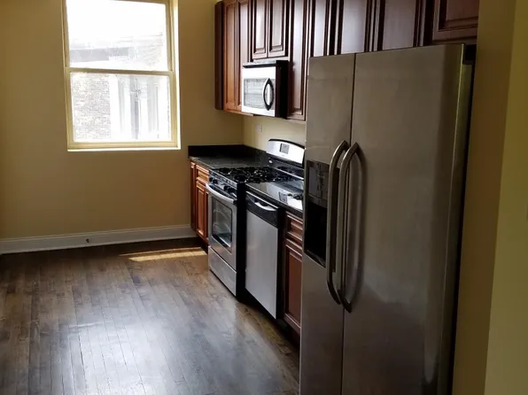 941 E Marquette Rd #3, Chicago, IL 60637
