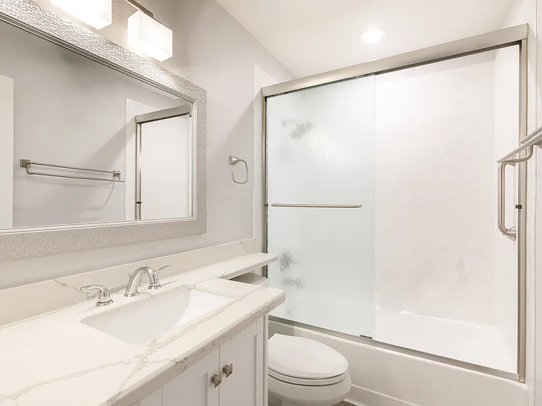 101 N 7th St #149 — Photo 29