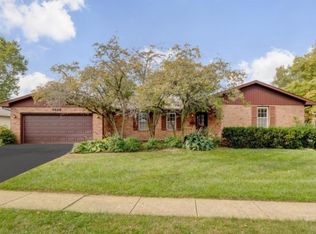 4825 Winterset Dr, Columbus, OH 43220