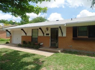 214 Island Dr, Richardson, TX 75081