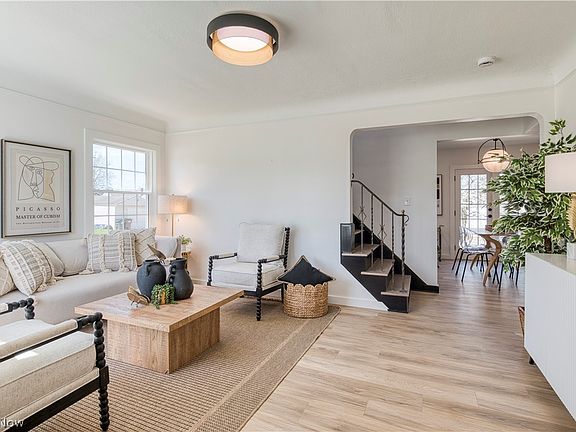 5th image of 2716 Lincoln Ave