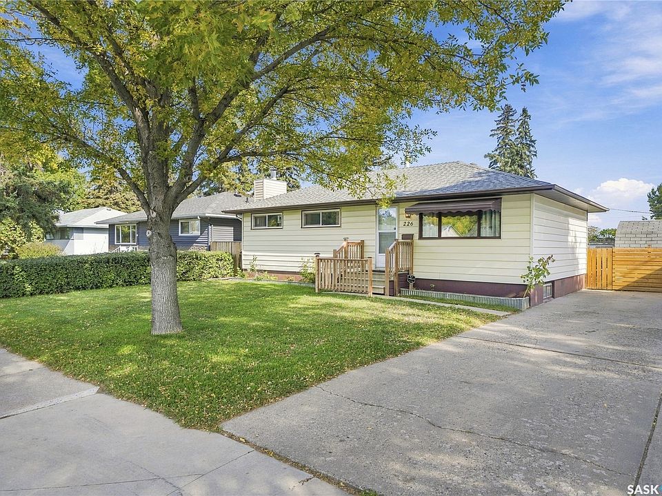 1st image of 226 U Avenue N