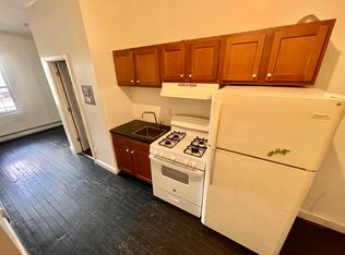 733 Hallett St STUDIO 2, Bridgeport, CT 06608