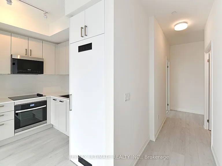 280 Dundas St W #1011 — Photo 12