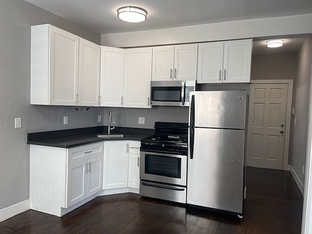1st image of 1085 Washington St APT 405