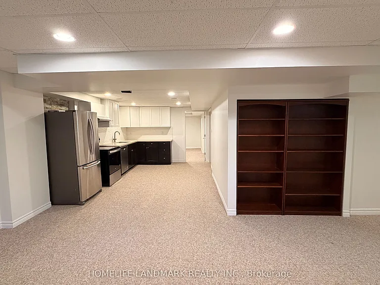 188 Willis Dr #BASEMENT — Photo 3