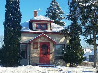 2002 George St, La Crosse, WI 54603