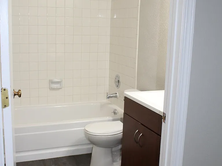 7665 E Eastman Ave #D102 — Photo 9