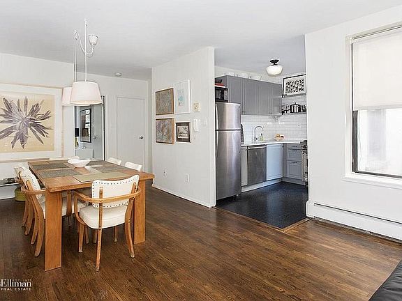 Dining / Living area