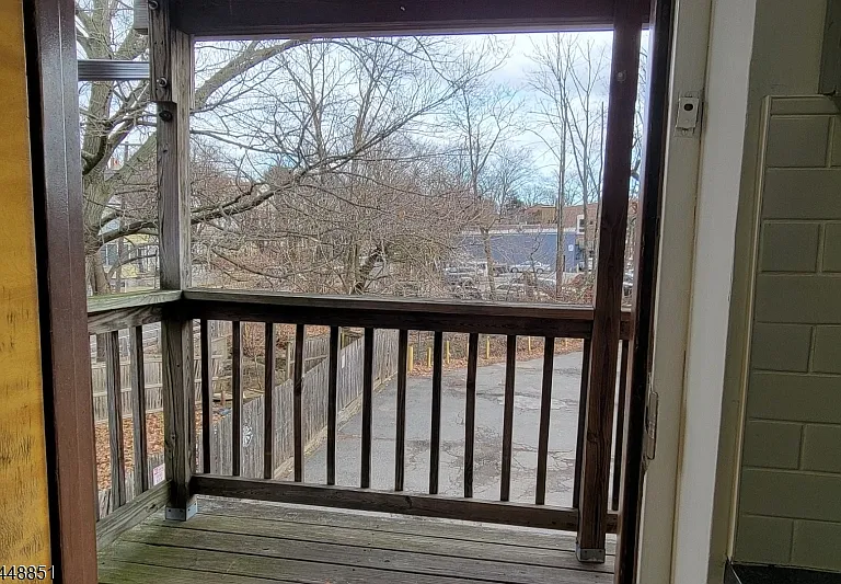117 Forest St #2L — Photo 9