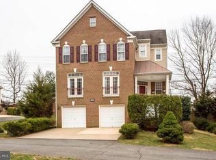 9102 Briarwood Farms Ct, Fairfax, VA 22031