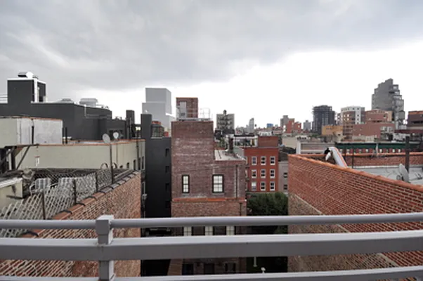Rented by Veracity NYC LLC | media 23