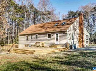 2540 Juniper Ln, Maidens, VA 23102