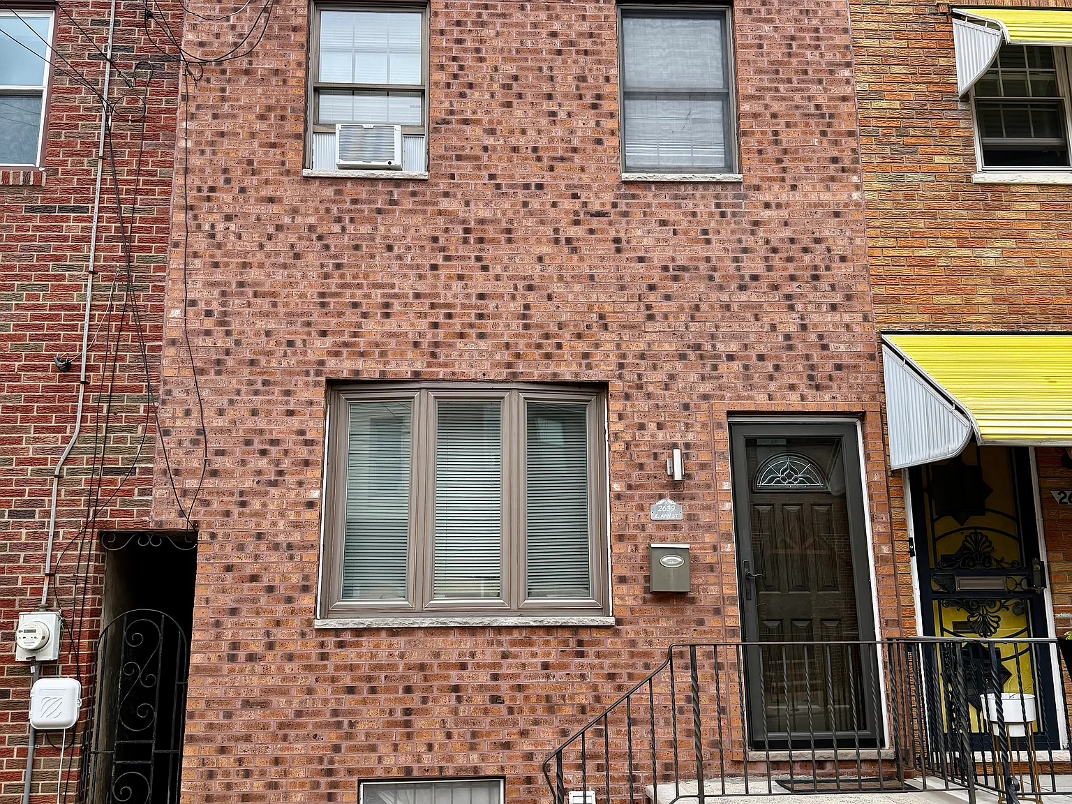 3 bed, 1114 sqft, $1,600 — Photo 3