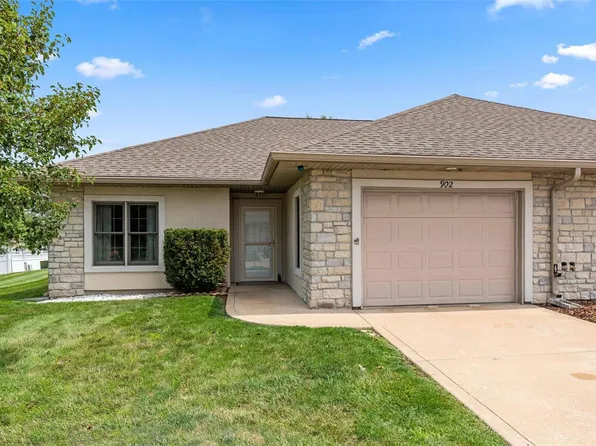 902 Pine Ave, Warrenton, MO 63383