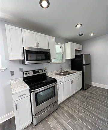 5th image of 8726 Green St
