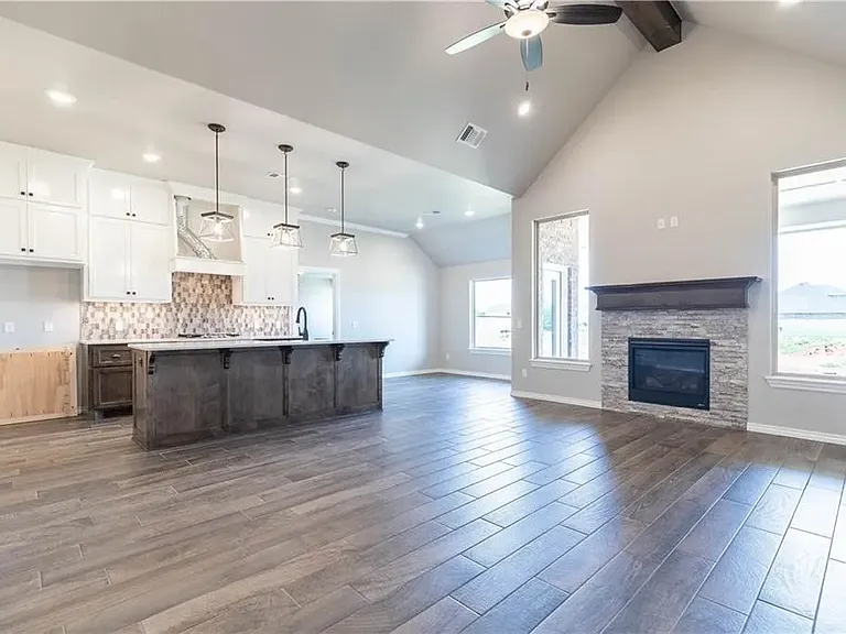 4201 Clevenger Dr — Photo 27