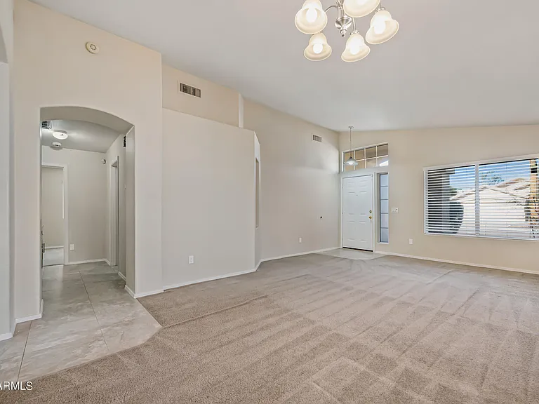 5203 W Buffalo St — Photo 5