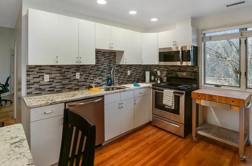 1 bed, $1,750 — Photo 2