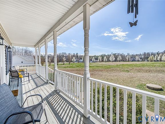 5th image of 3800 Willow Creek Dr