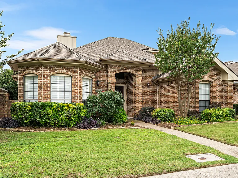 4406 Windward Cir — Photo 2