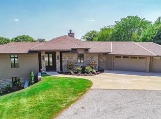 13387 142nd St, Bonner Springs, KS 66012