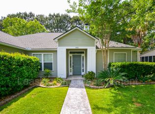 1483 Cypress Pointe Dr, Mount Pleasant, SC 29466