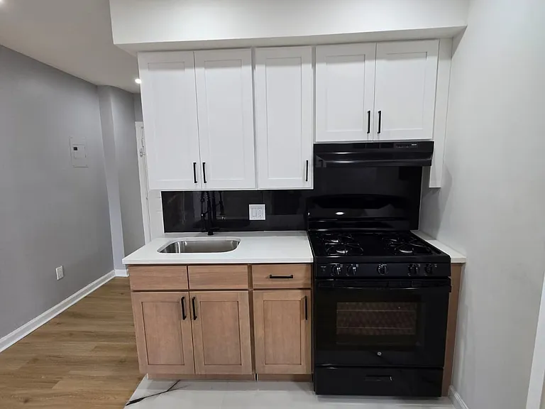 297 Van Houten St #3F — Photo 2