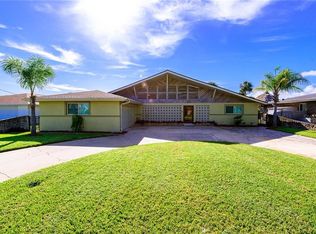 135 Sea Isle Cir, South Daytona, FL 32119