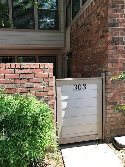 1st image of 18240 Midway Rd APT 303