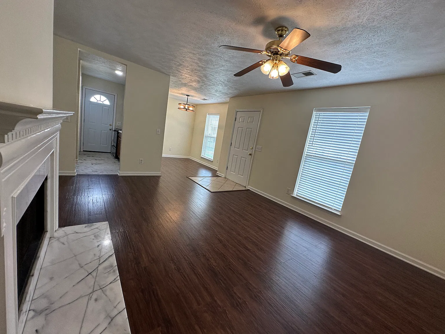 465 Cedar Park Cir — Photo 3