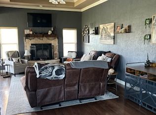 388 County Road 4421, Trenton, TX 75490