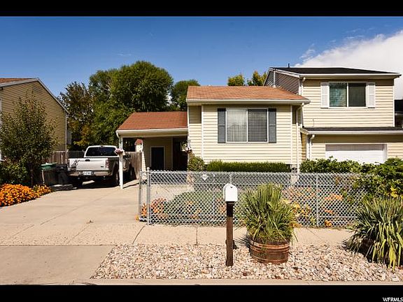 2nd image of 1466 W Twin Oaks Dr
