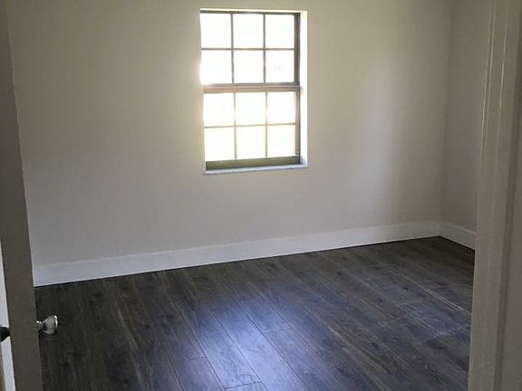 5th image of 2792 Melaleuca Dr