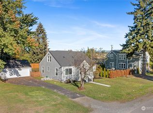1213 6th St, Marysville, WA
