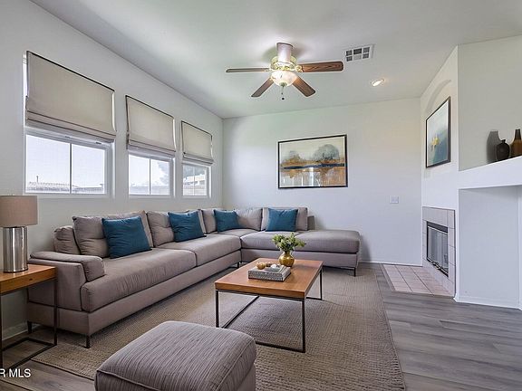 3rd image of 2121 Pearmain Dr