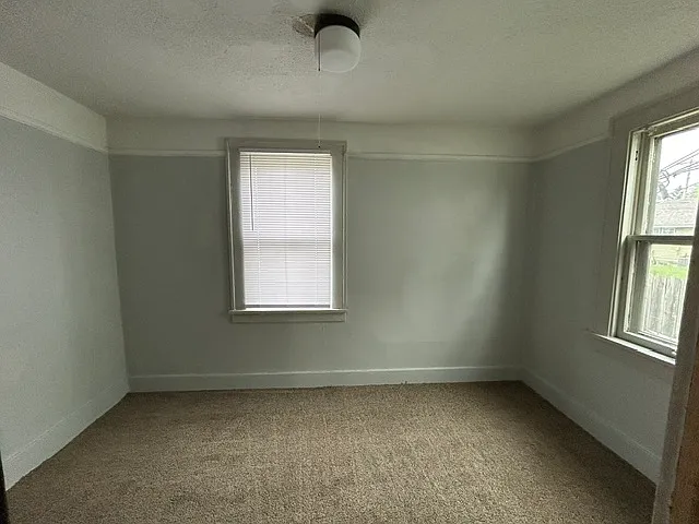 201 N French Ave #3 — Photo 6