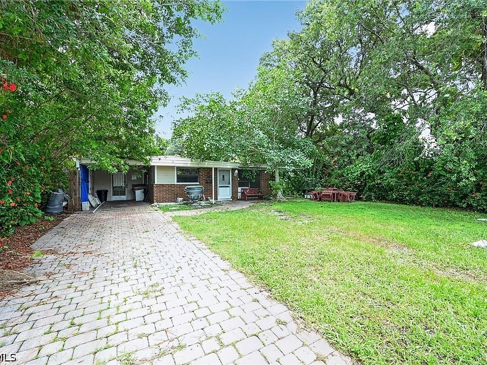 1st image of 1223 Embassy Ln