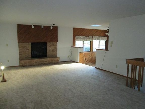2nd image of 19 Terrace Dr