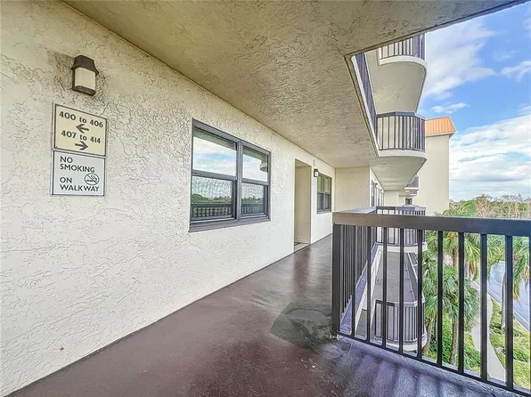 5400 Park St N APT 412, Saint Petersburg, FL 33709